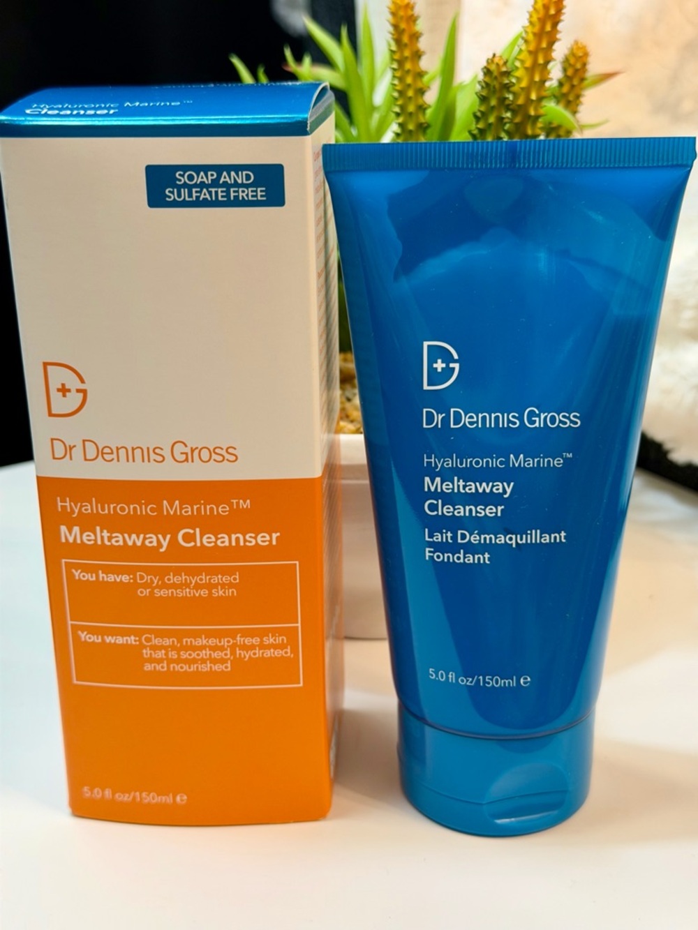 Dr DENNIS GROSS Skincare Hyaluronic Marine Meltaway Cleanser Makeup Removal - Picture 8 of 14